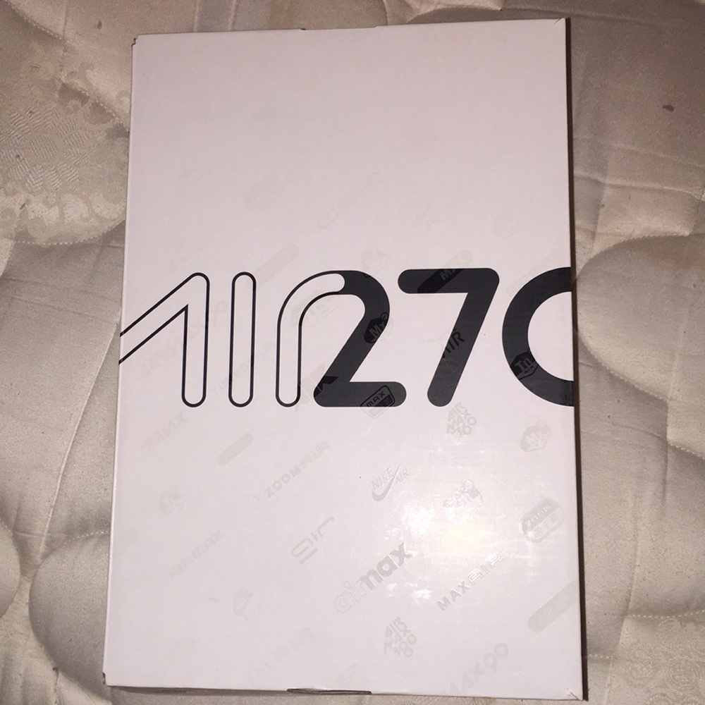 Nike Air Max 270